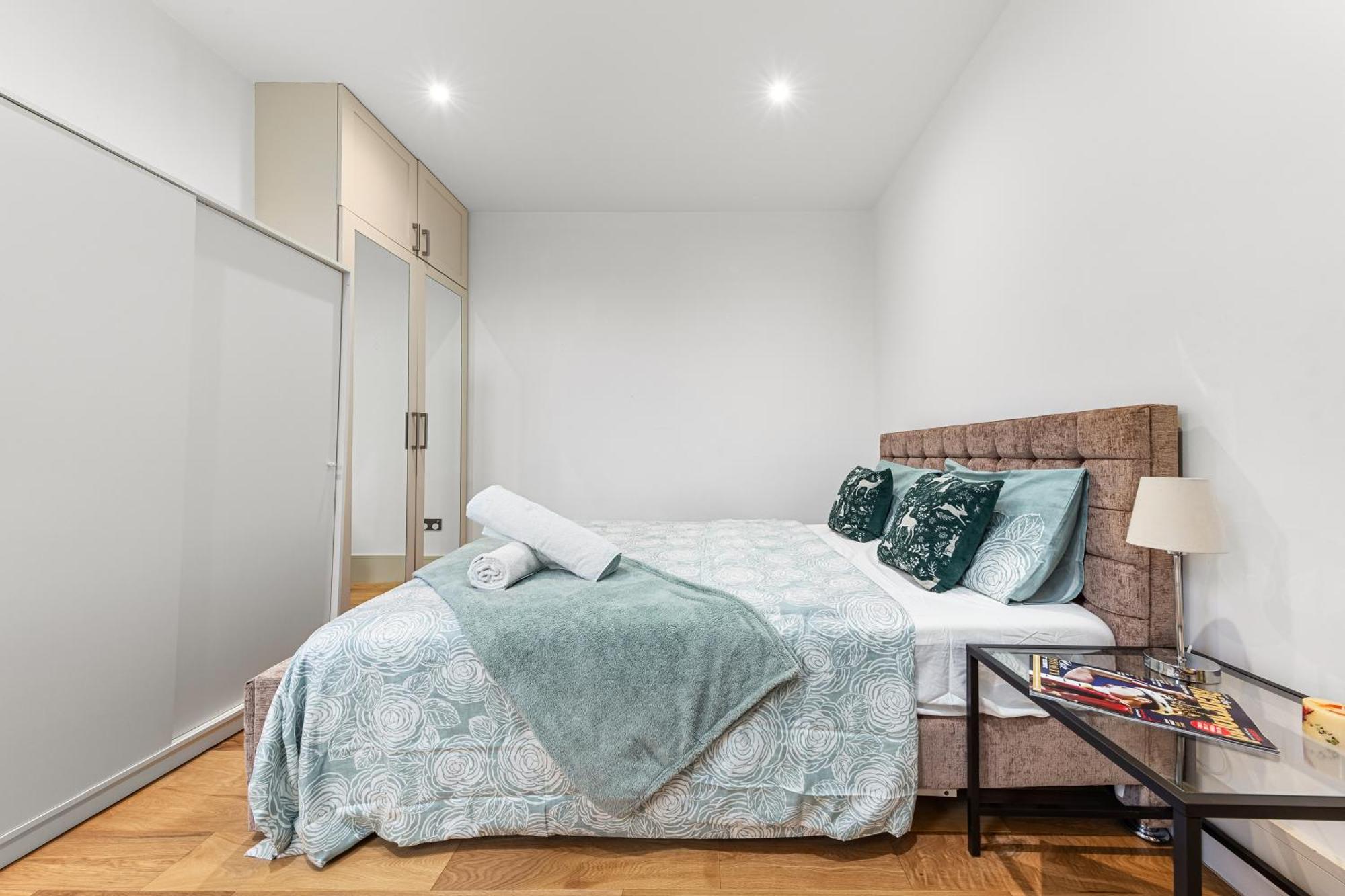 Apartment Modern Spacious 1 Bed Flat Near Richmond Park